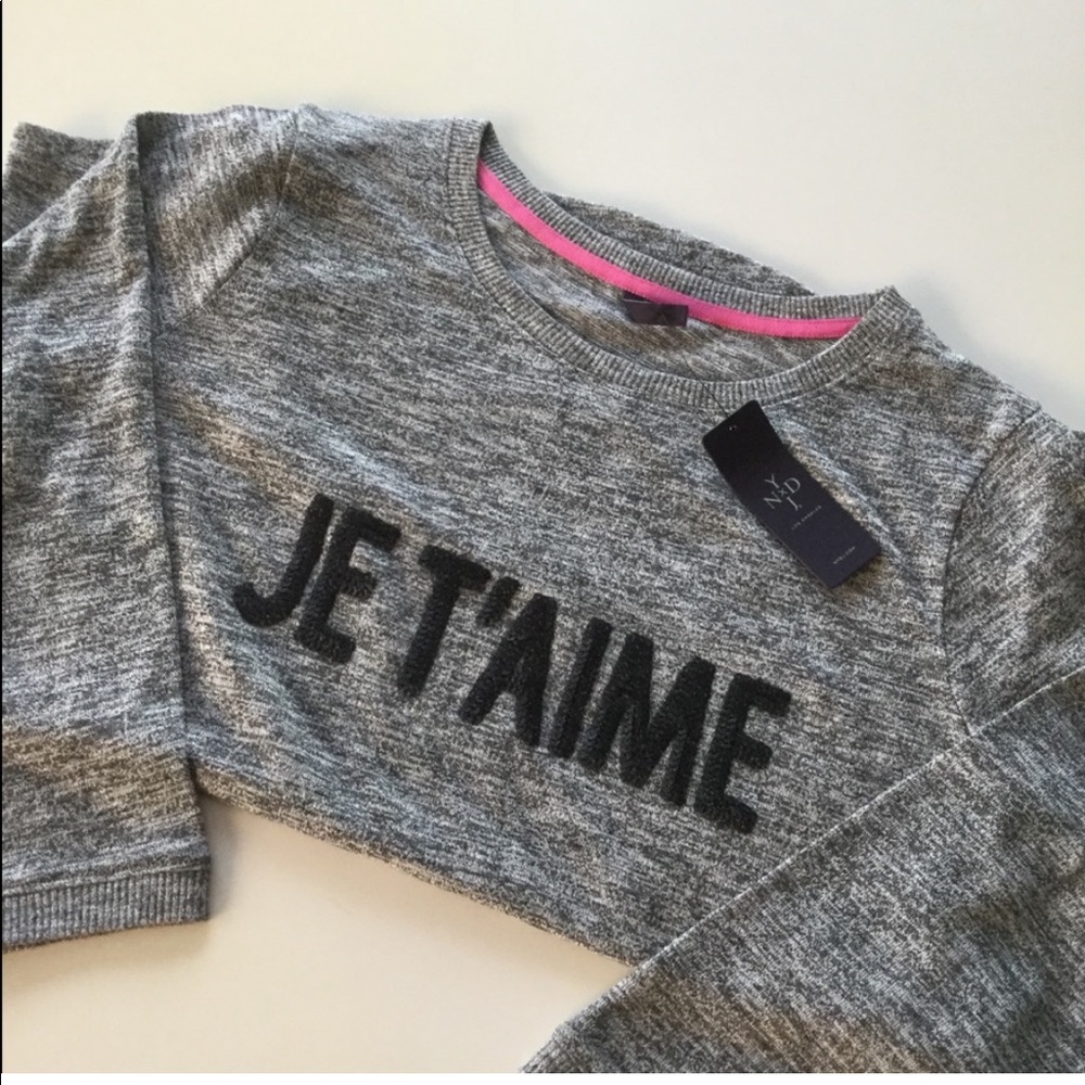 NYDJ- Gray Je T’aime ¾ length sleeve t-shirt Size Small